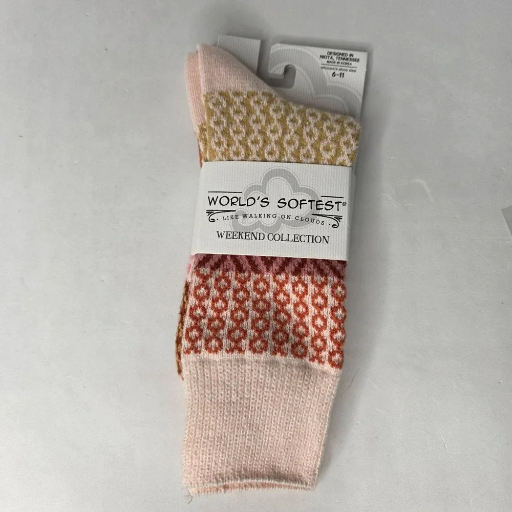 Worlds Softest Size 6-11 Weekend Collection Socks Brandy Pink Orange Geometric